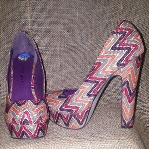 Madden Girl, Size 6.5, Multicolor